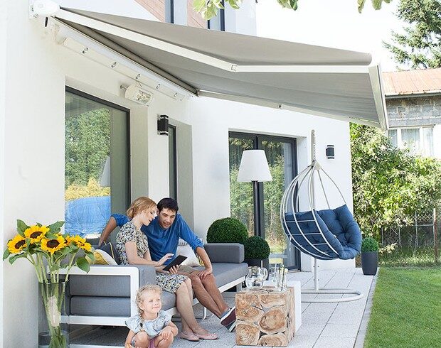 Motorised awning installed on a home